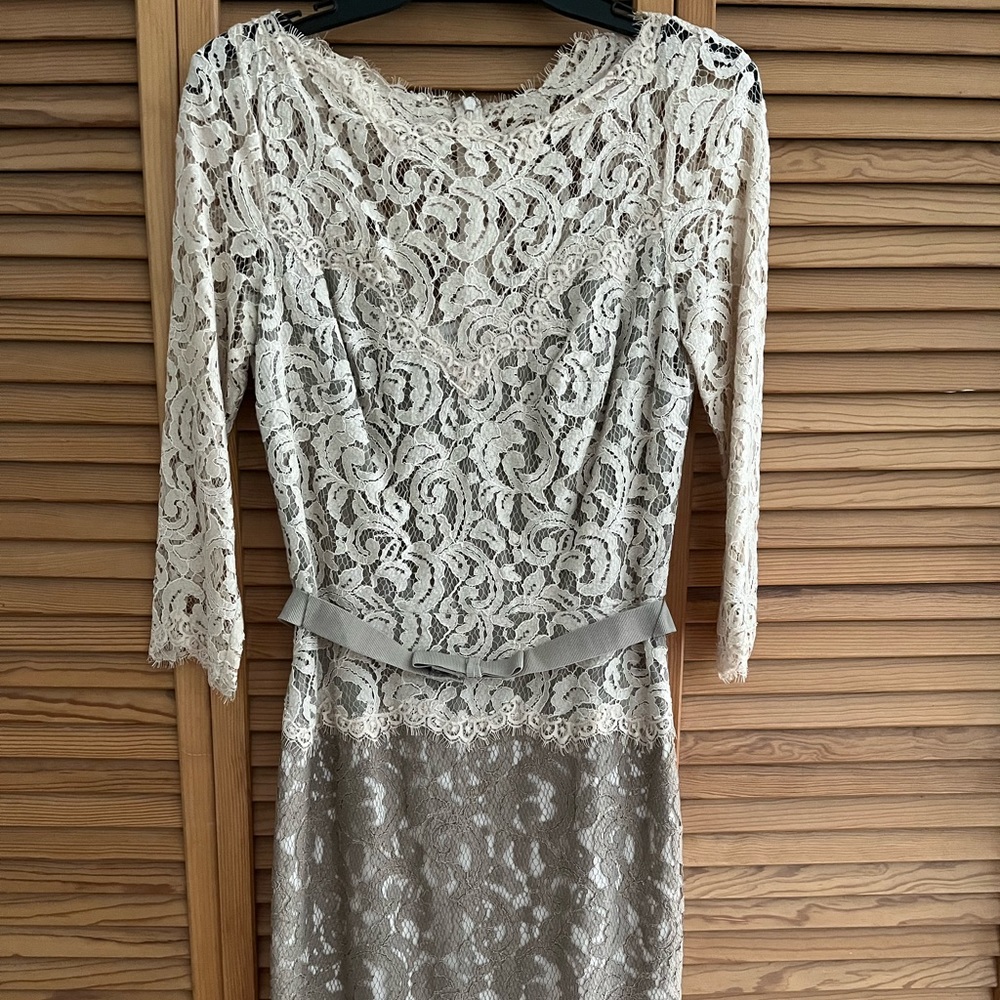Mother of the Bride Lace midi dress 3/4 sleeve